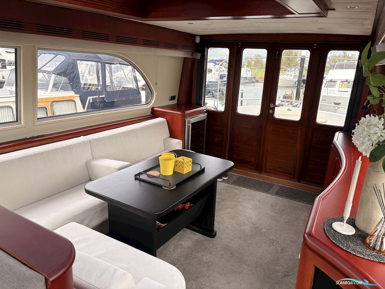 Pacific Prestige 190