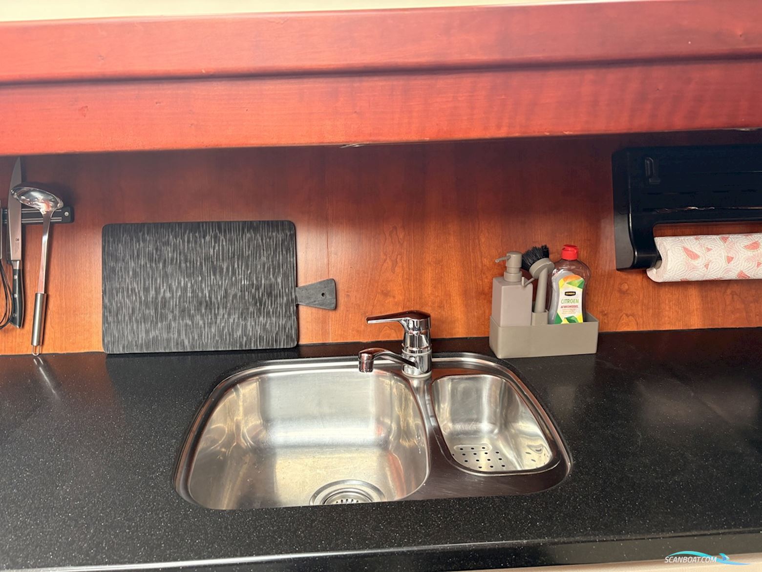 Pacific Prestige 190