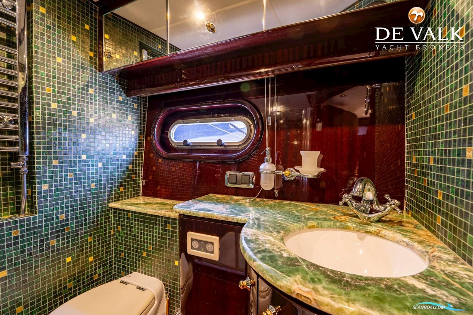 Pacific Prestige 2300