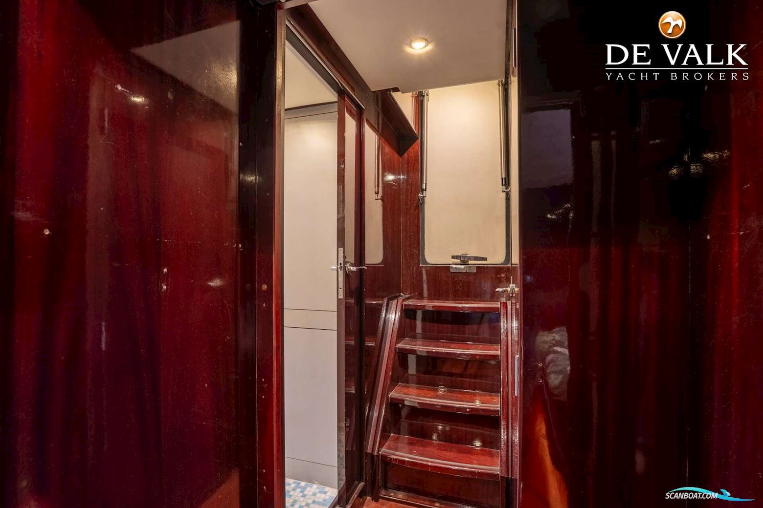 Pacific Prestige 2300