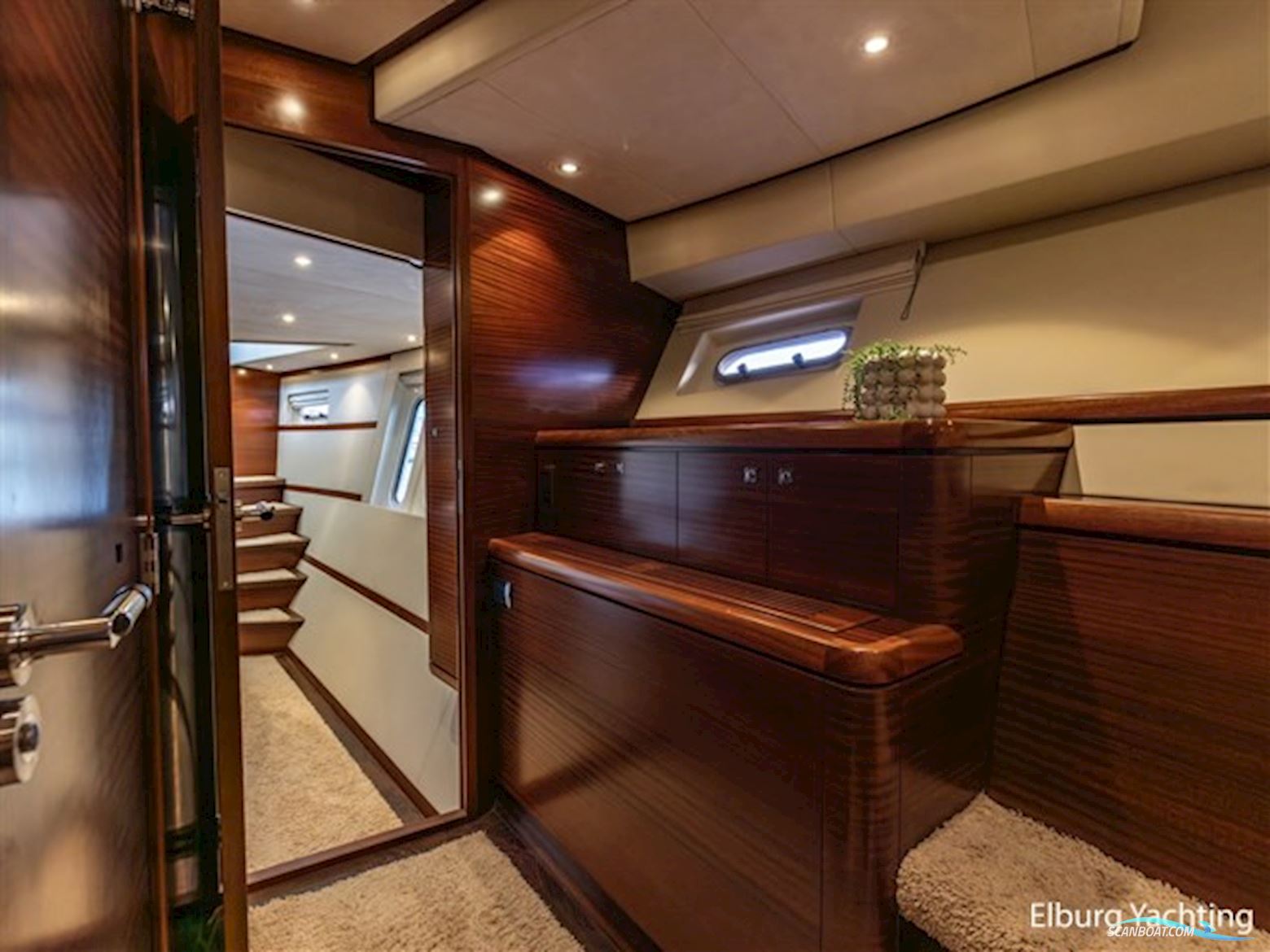 Pacific Prestige S 185