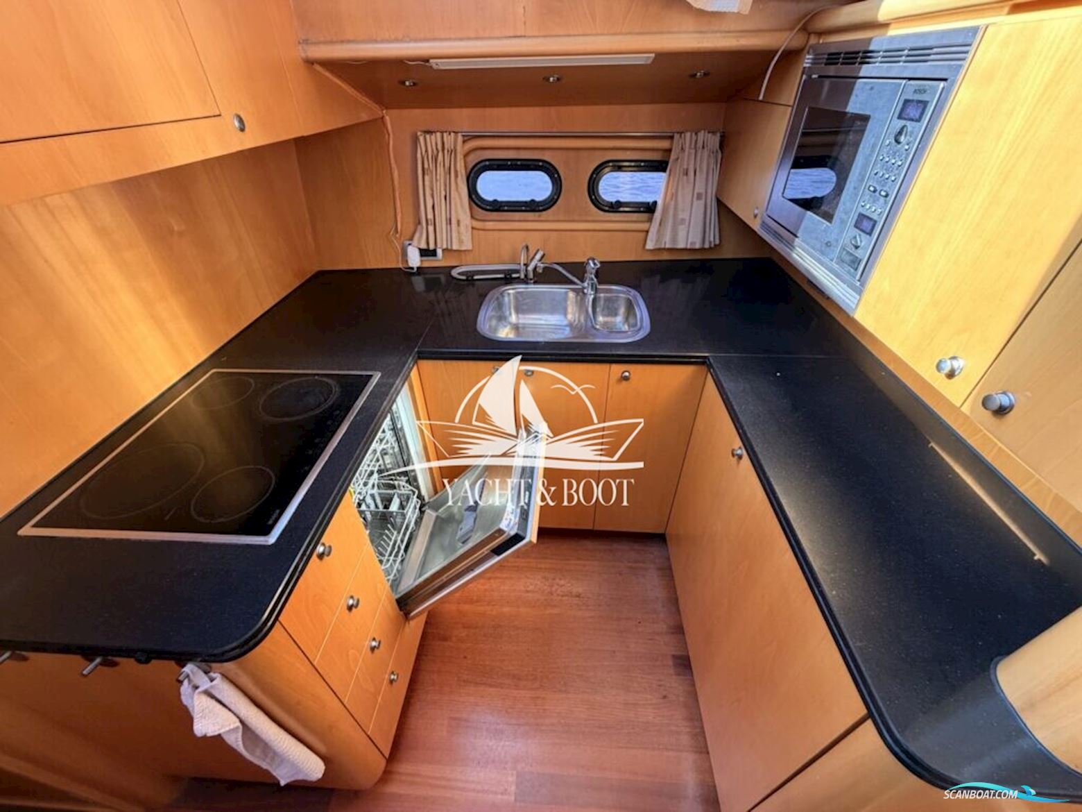 Pacific Shipyards Pacific Allure 155