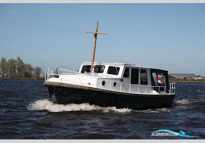 Pamvlet 900 OK Motorboat 1996, with Vetus Diesel engine, The Netherlands