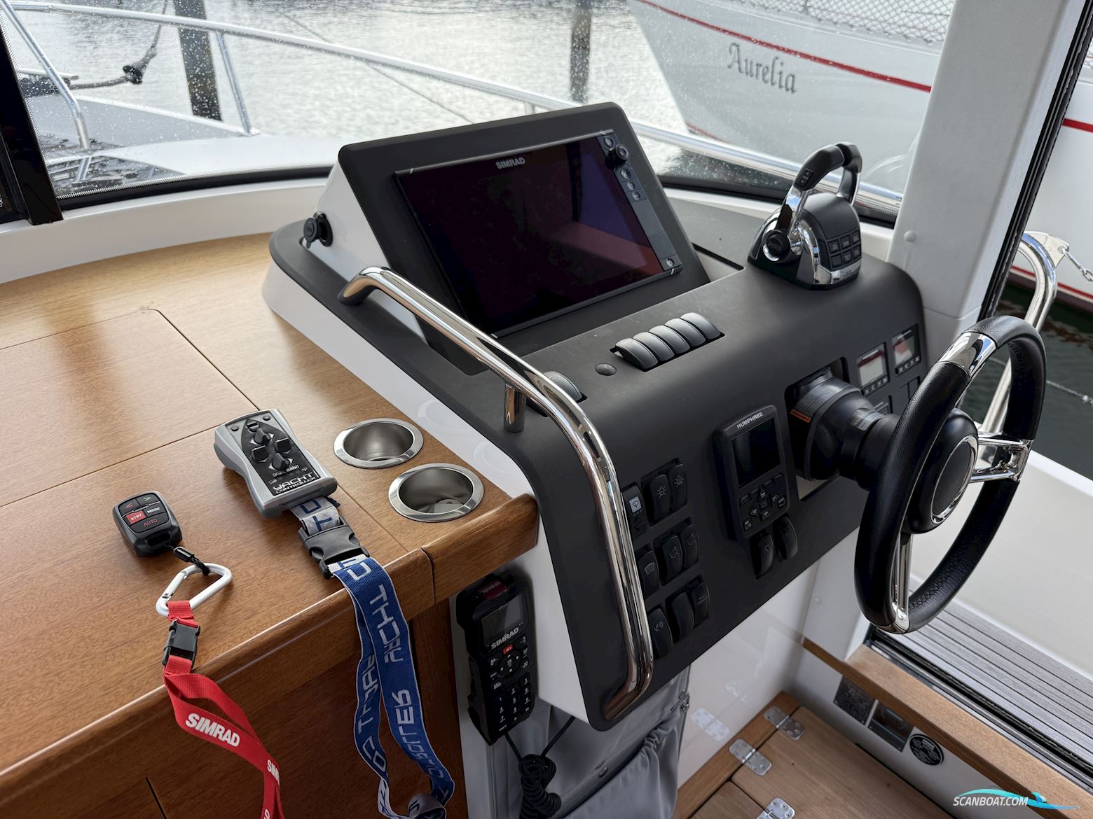 Paragon 31 Cabin