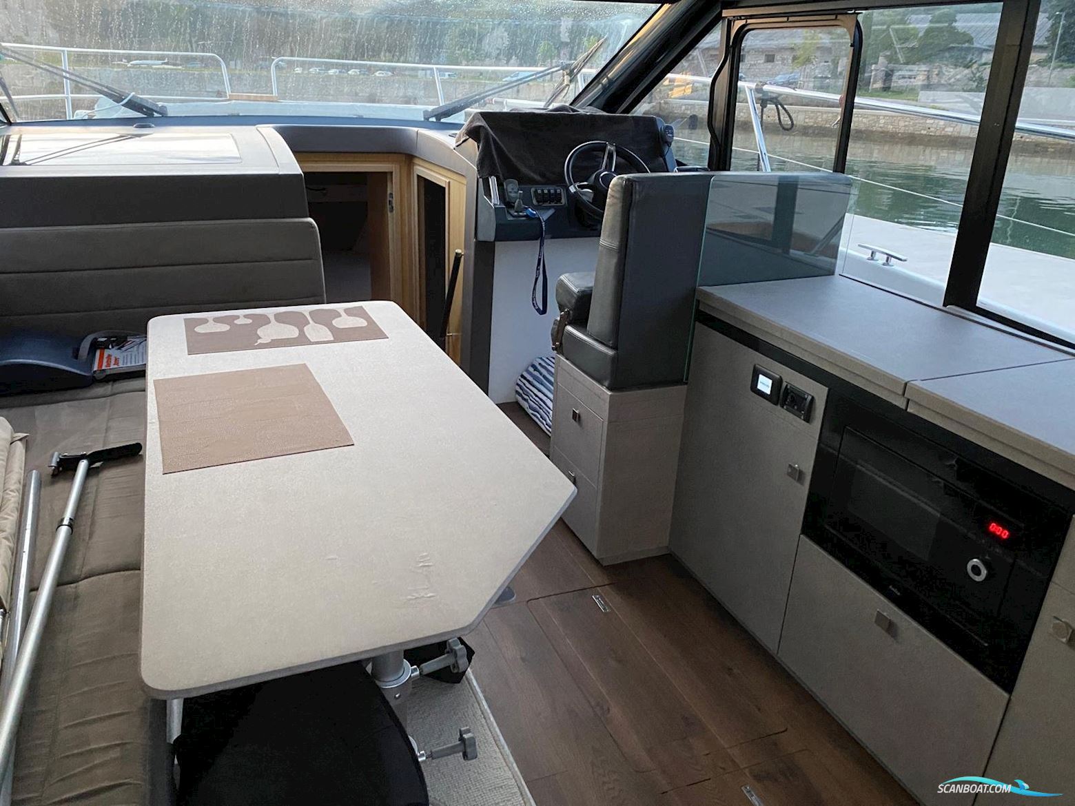 Parker MONACO 110 - 2X 300 PS