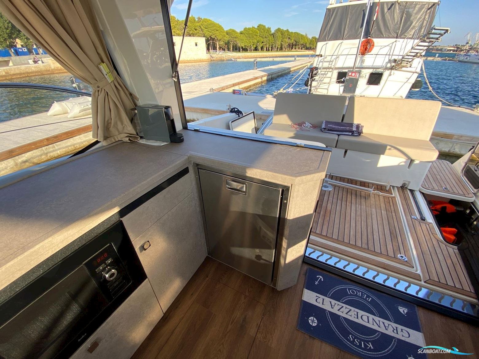 Parker MONACO 110 - 2X 300 PS