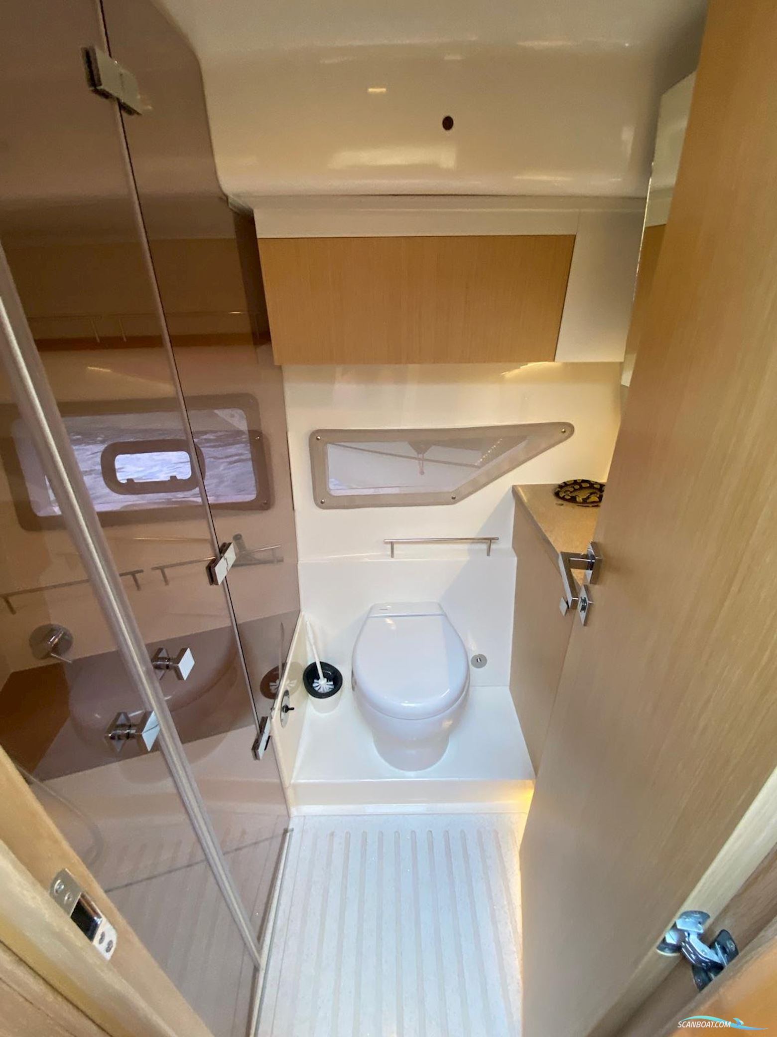 Parker MONACO 110 - 2X 300 PS