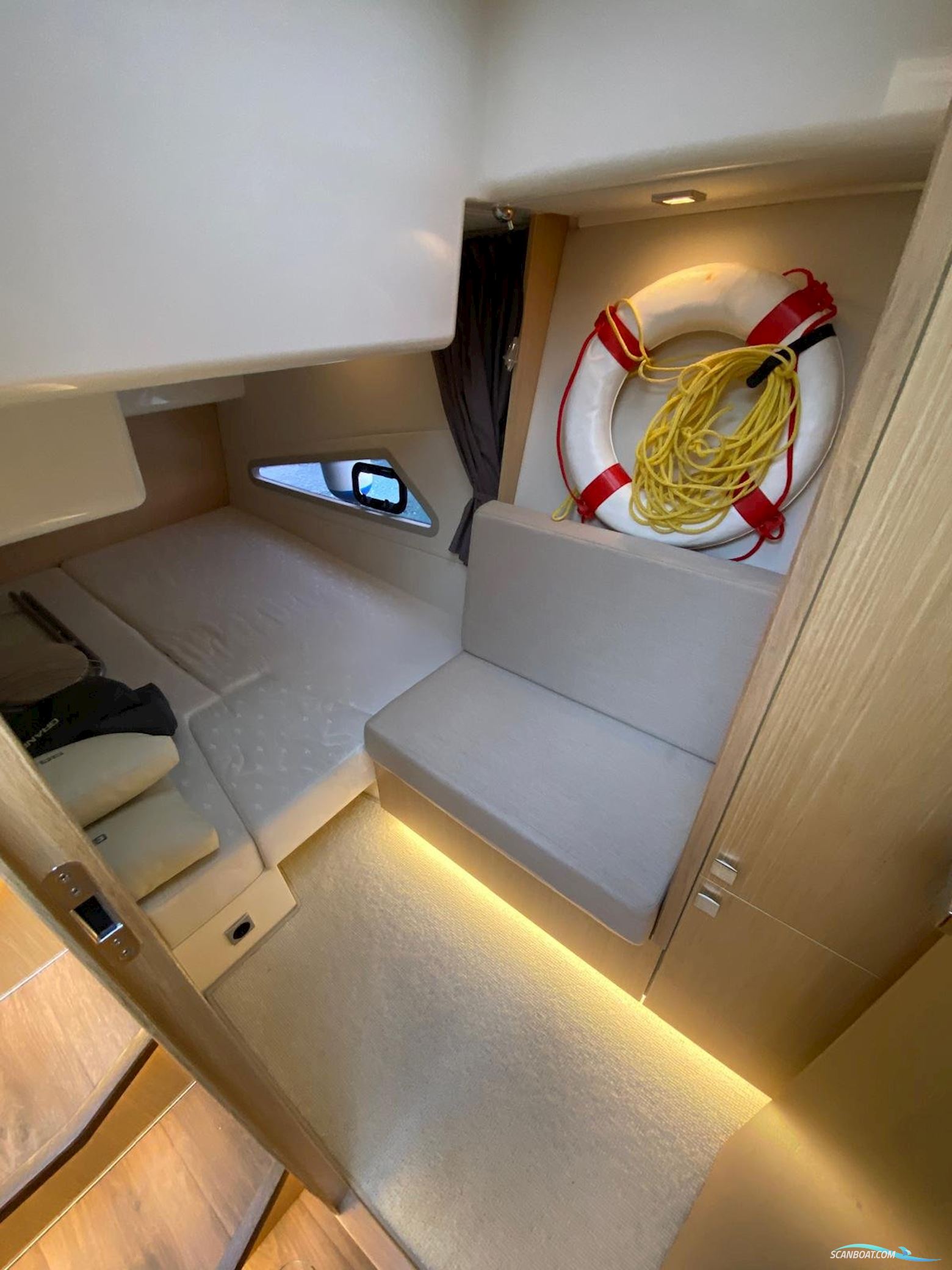 Parker MONACO 110 - 2X 300 PS