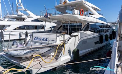Pearl Yachts 95 Motorboat 2020, with Caterpillar, C-32 1925 CV engine, Switzerland