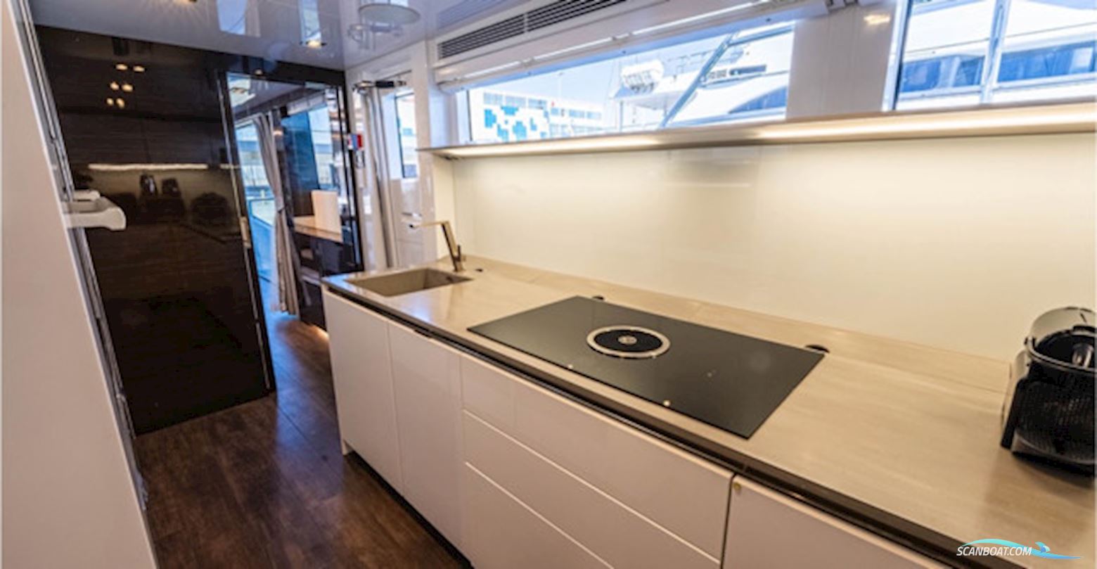 Pearl Yachts 95