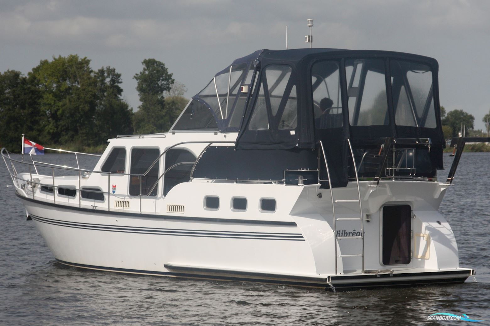 Pedro 35 Skiron