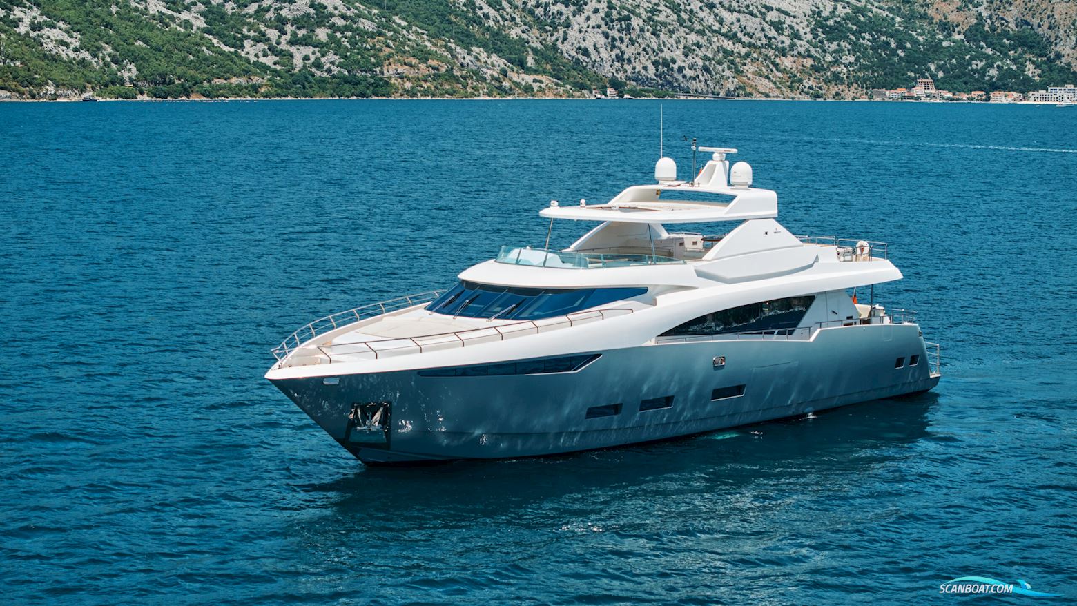 Peer Gynt Big Rubber Duck