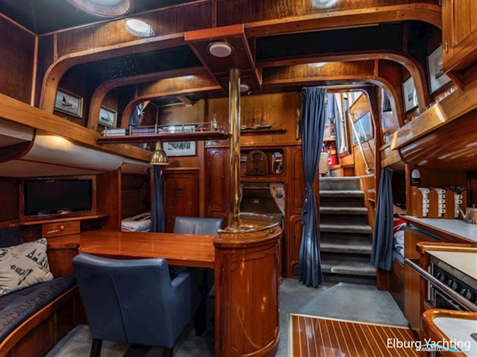 Pegasus II 16.71 - Vluchtschip