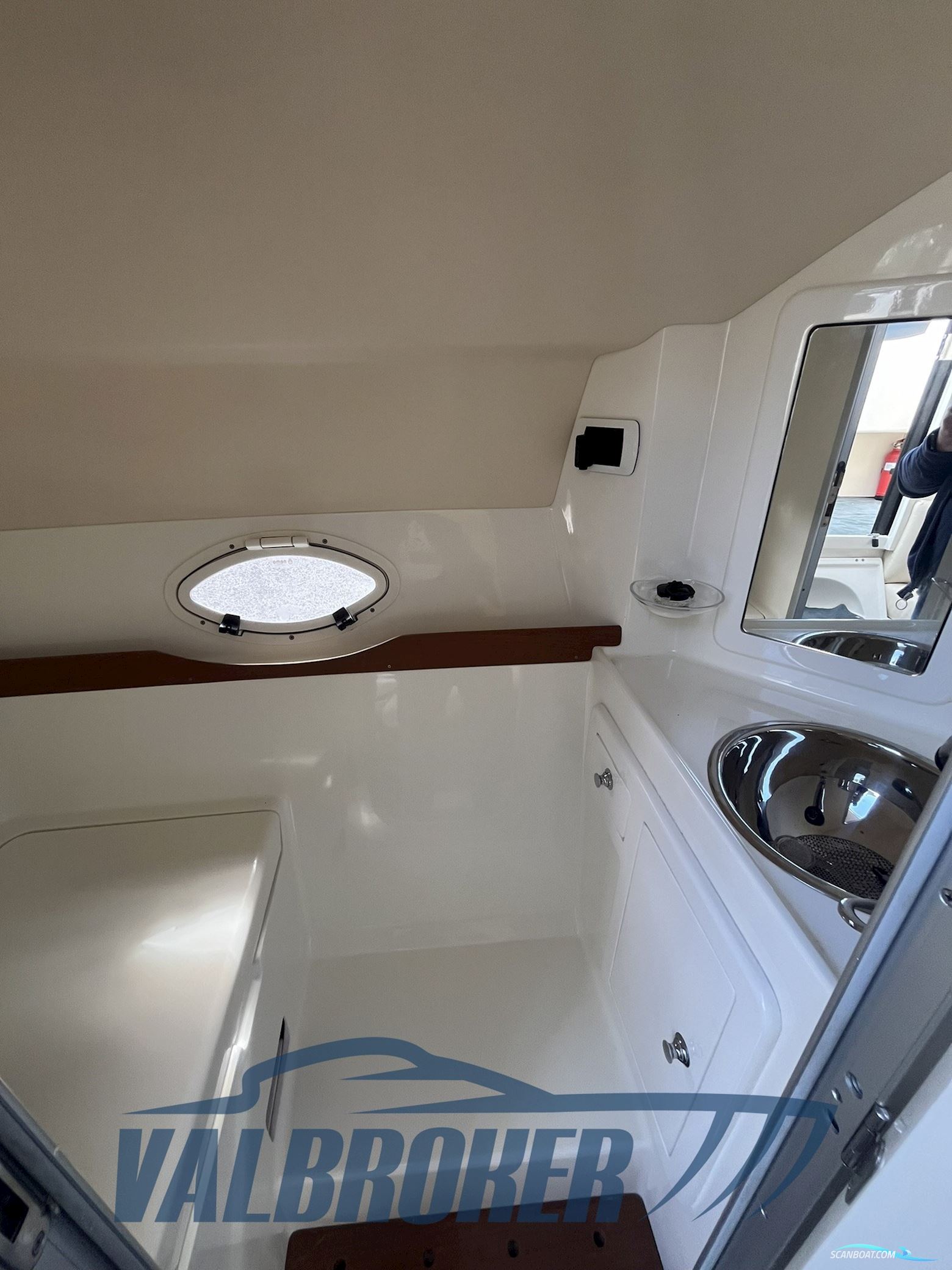 Performance Marine 907 Performance