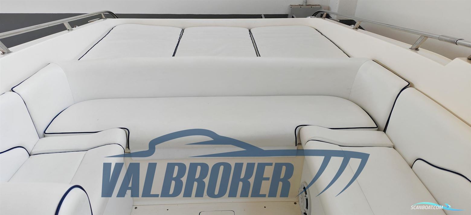 Performance Marine 907 Performance