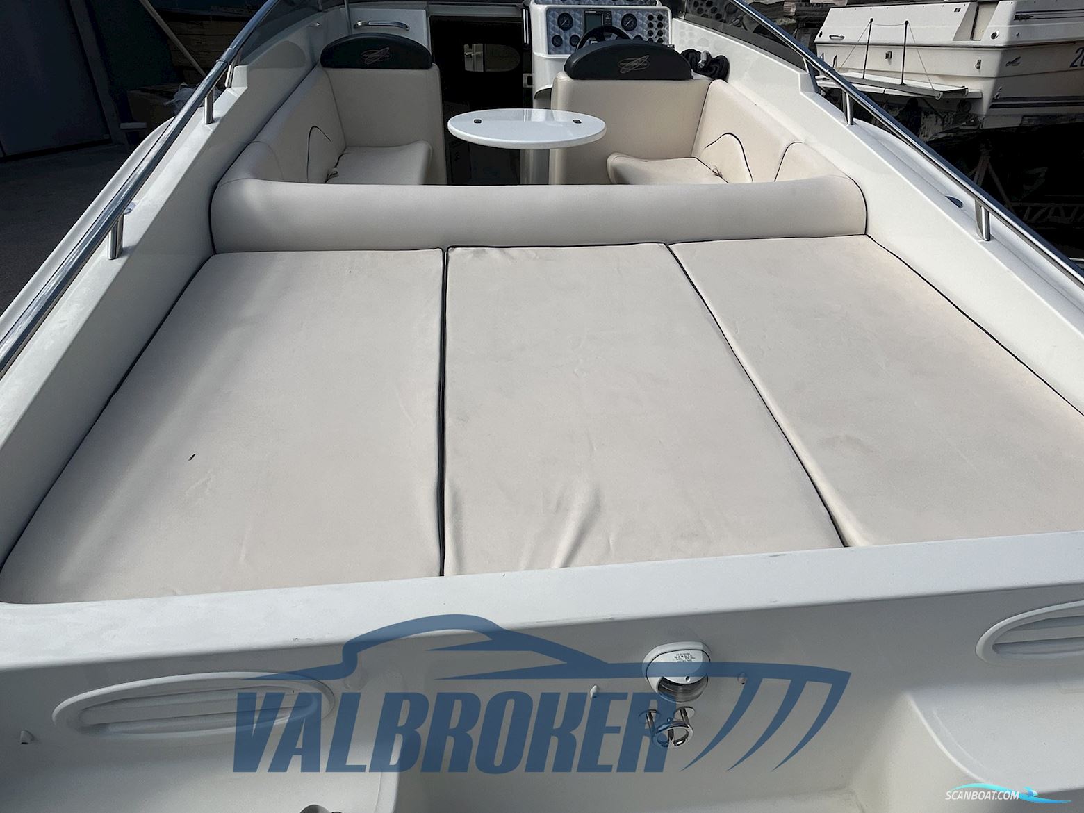 Performance Marine 907 Performance