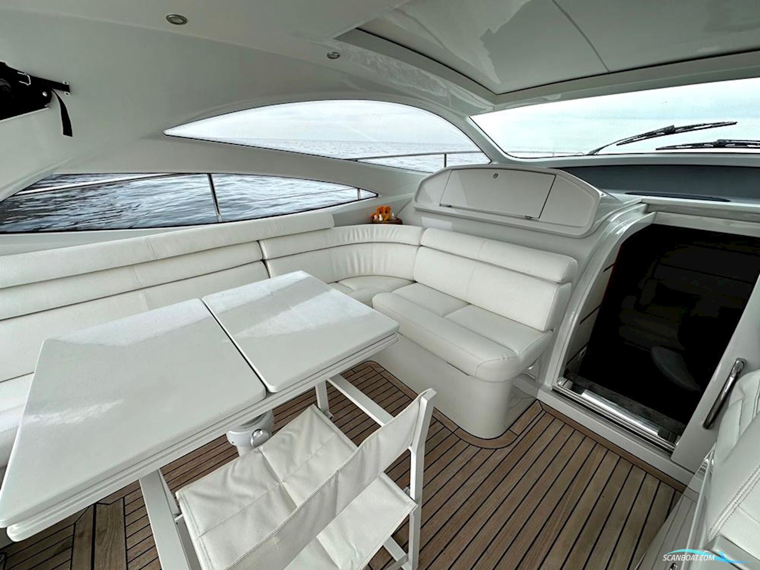 Pershing 50