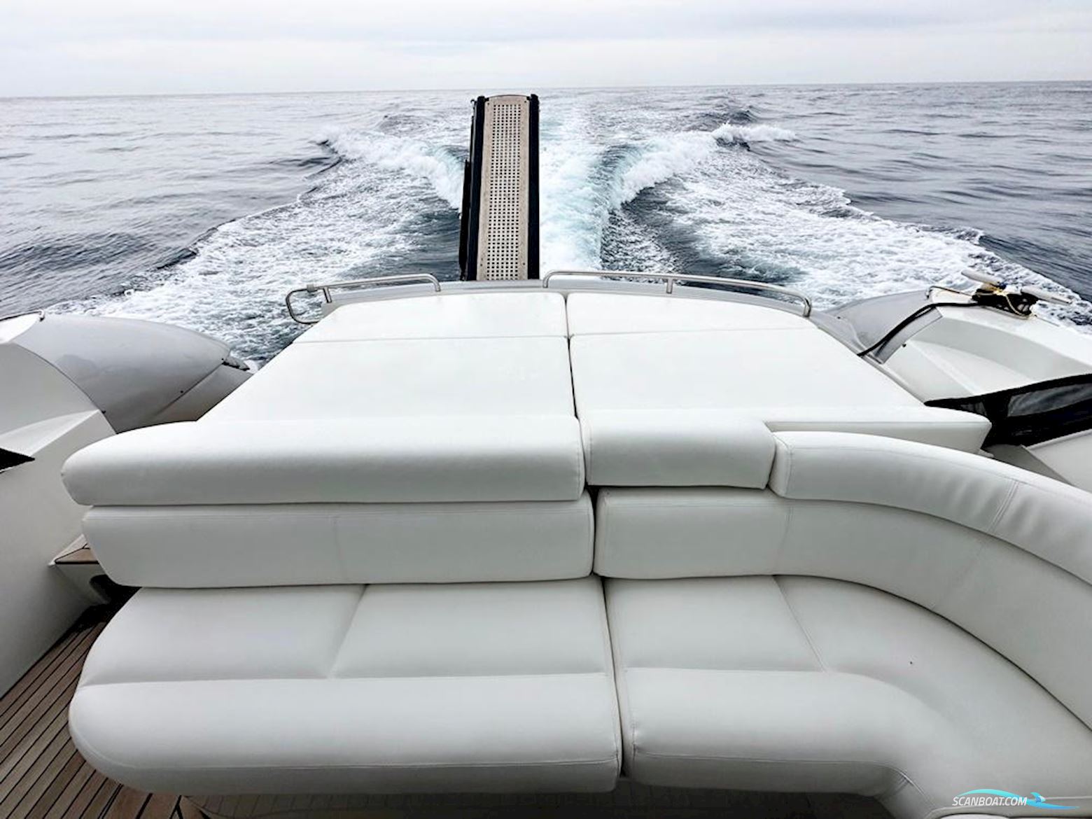 Pershing 50