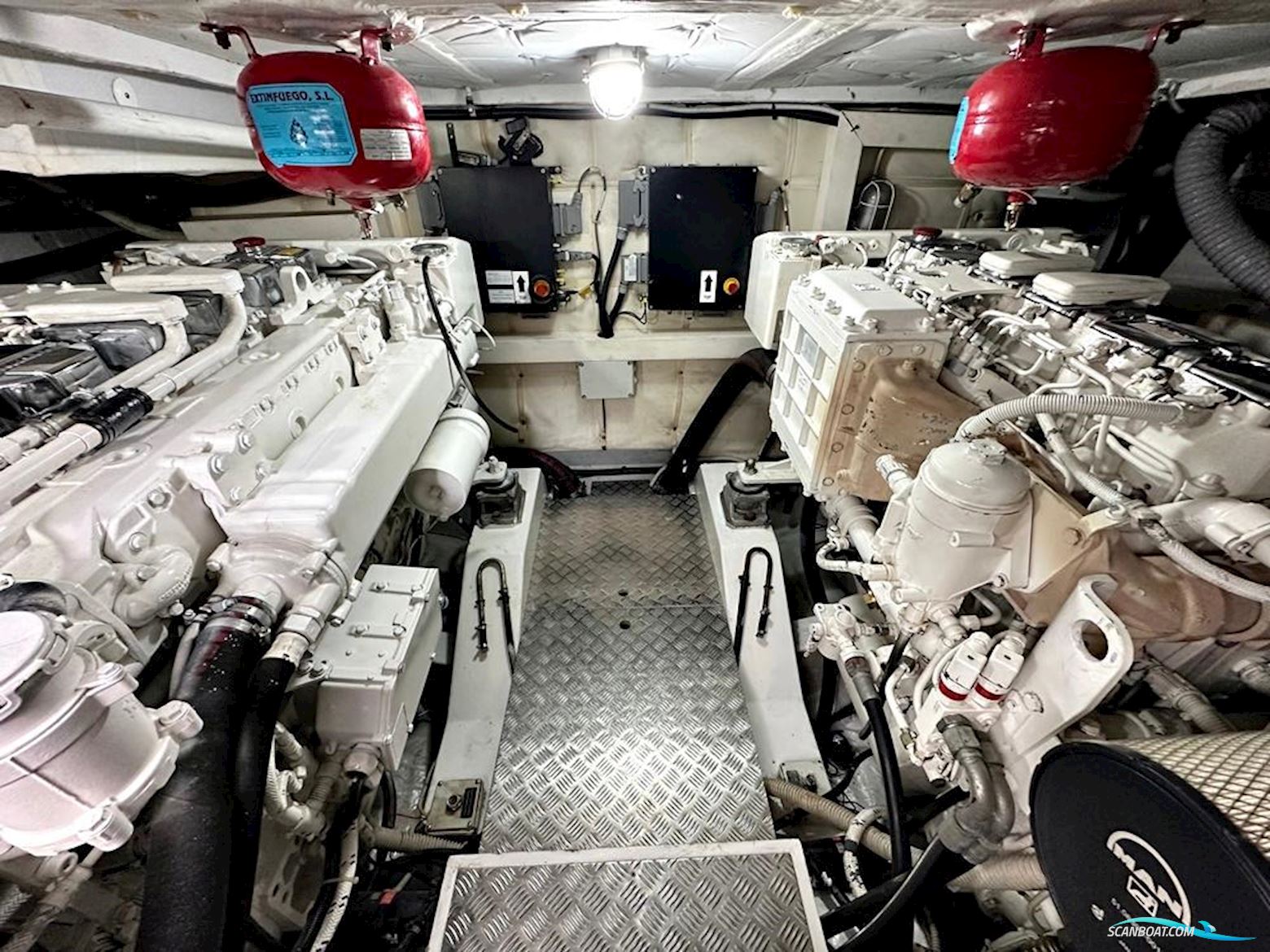 Pershing 50