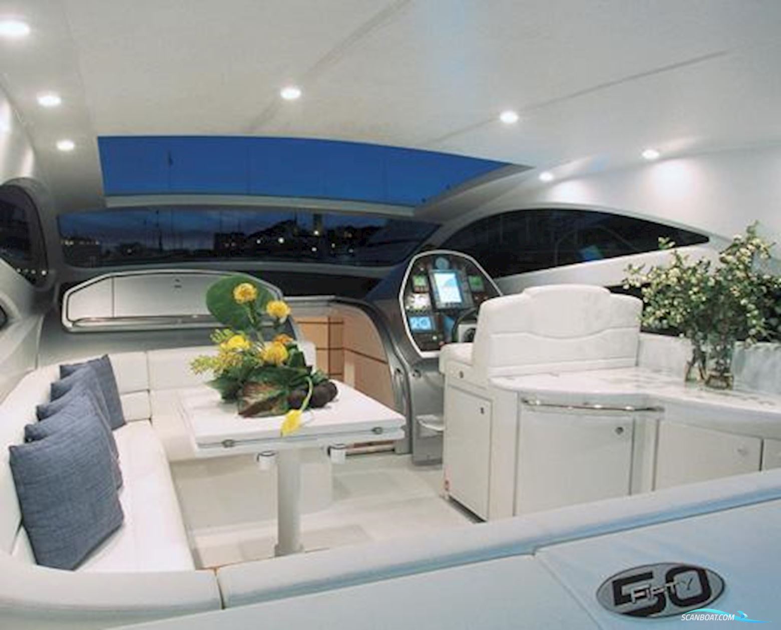 Pershing 50