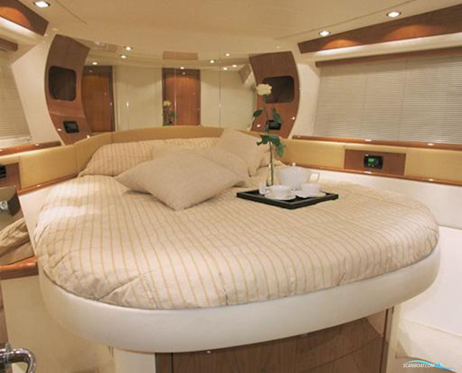 Pershing 50
