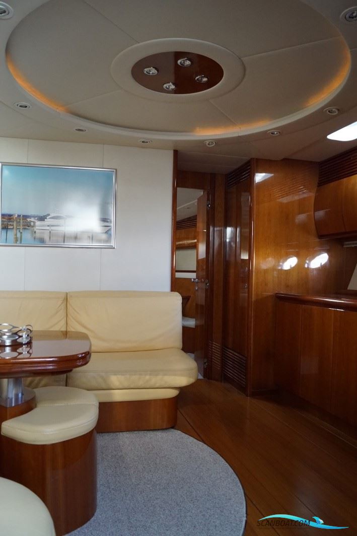 Pershing 54 - Unik Stand / Mint Conditon