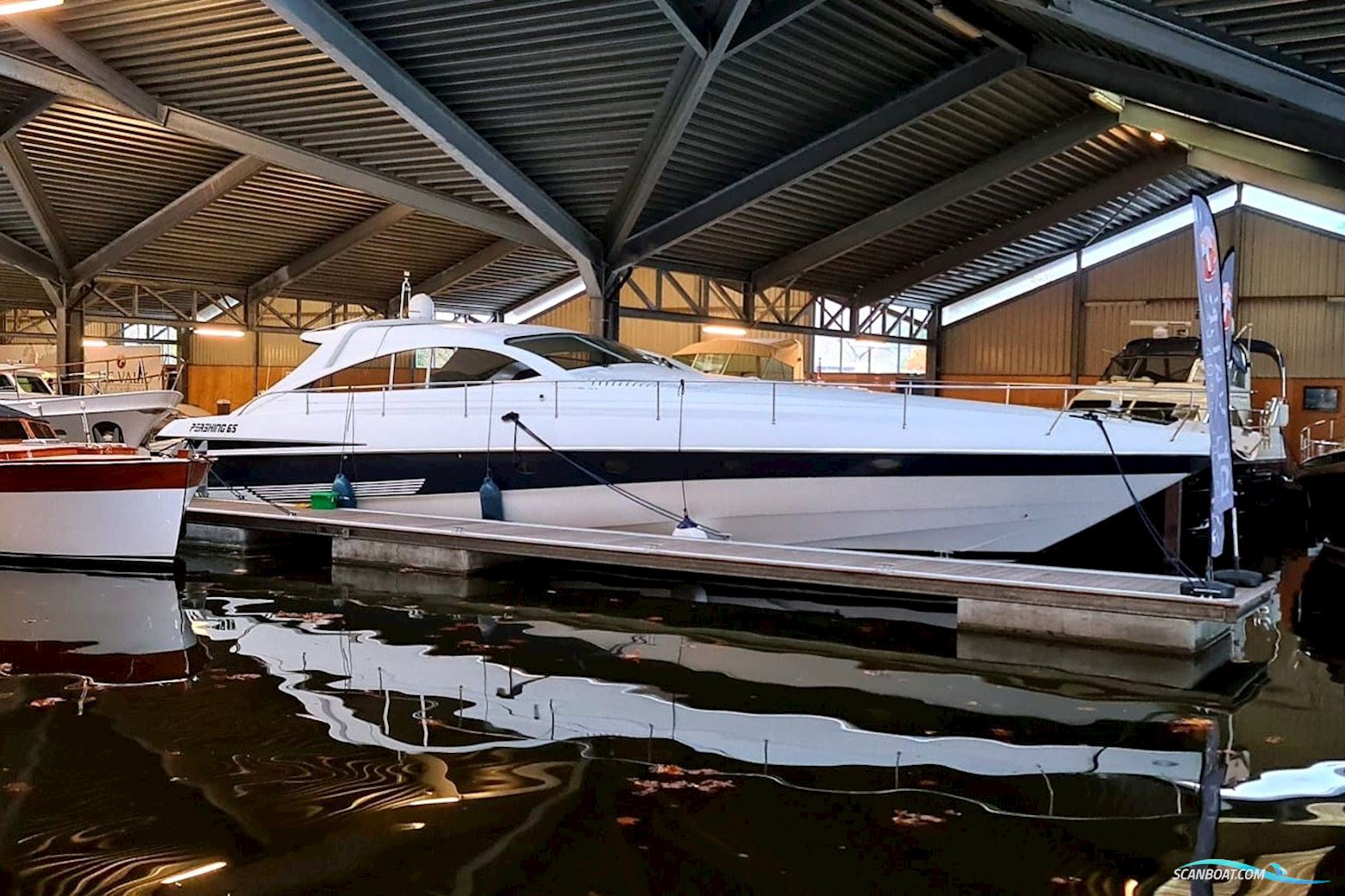 Pershing 65