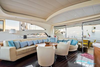 Pershing 76 Motorboat 2005, with 2 Mtu 16V 2000 M91 + Arneson Drive engine, Italy