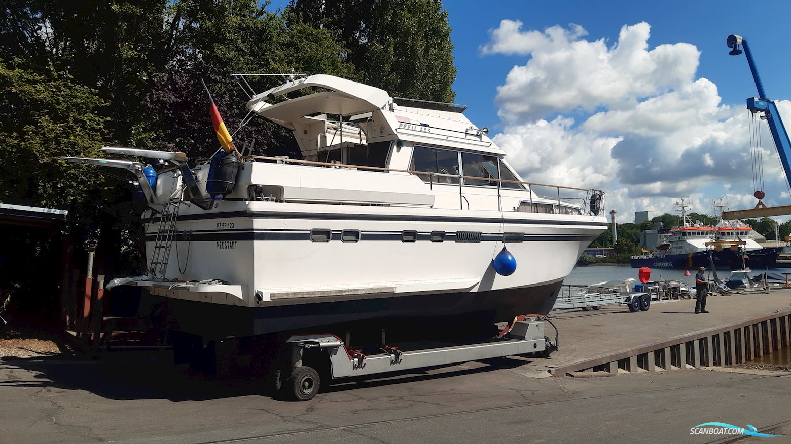 Pfeil 44 S Motorboat 1989, with Volvo Penta Tamd 61 A engine, Germany