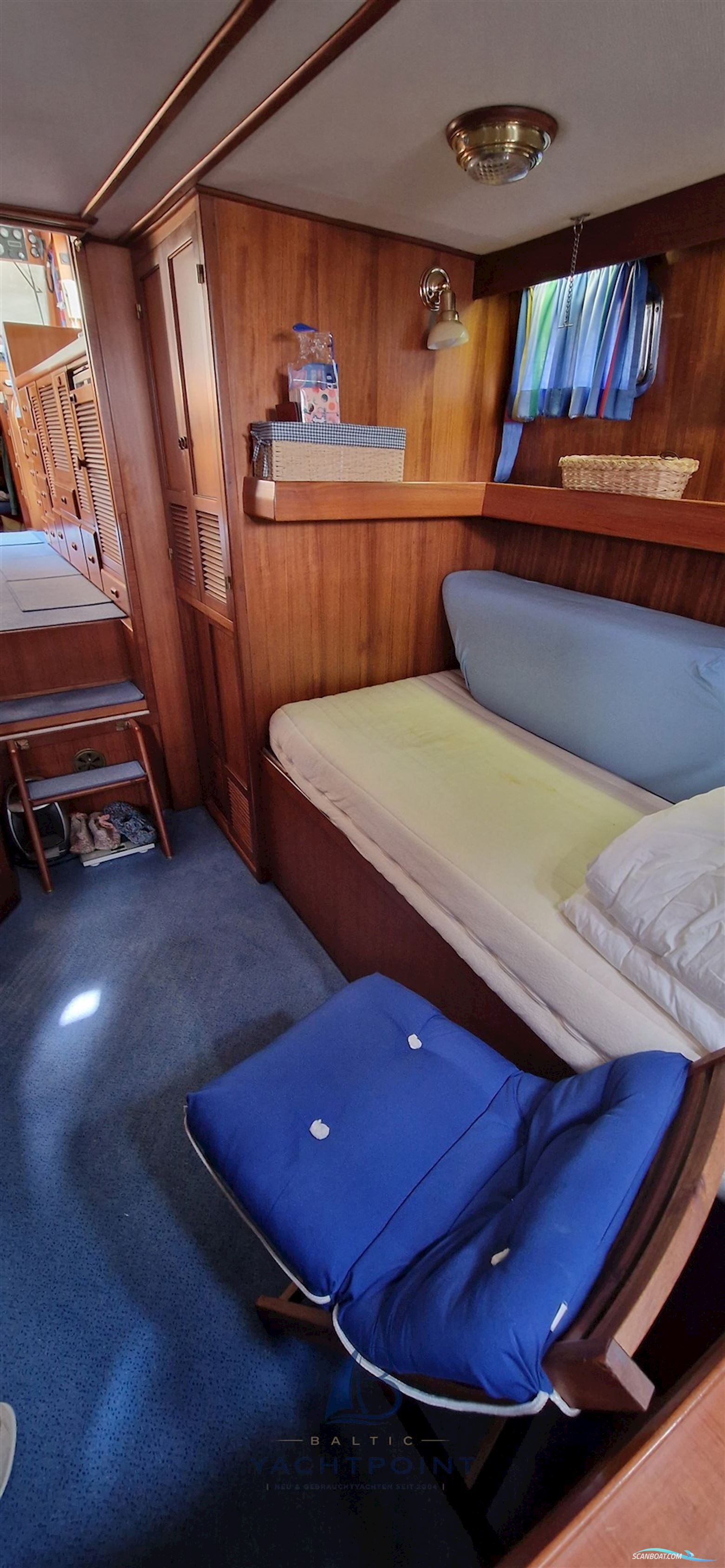 Phuket Trawler 35