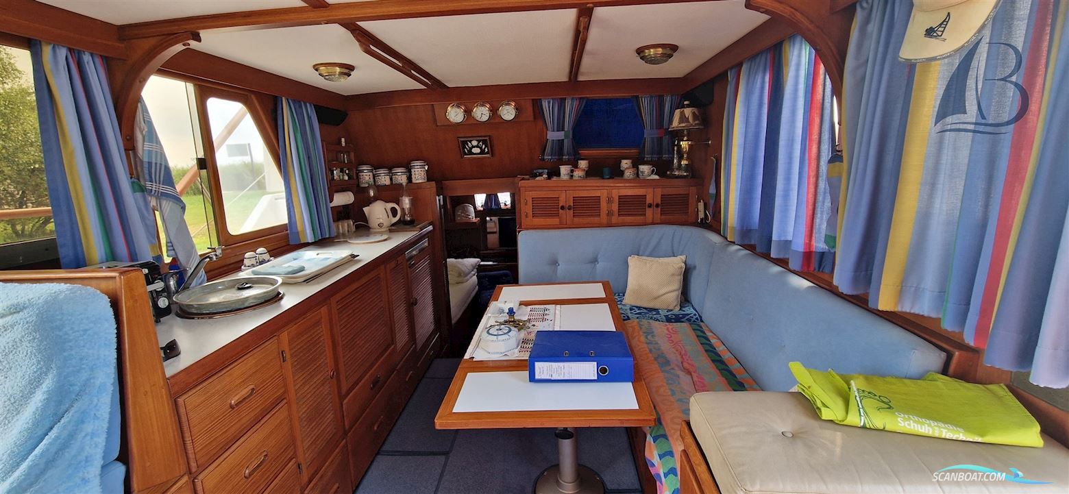 Phuket Trawler 35