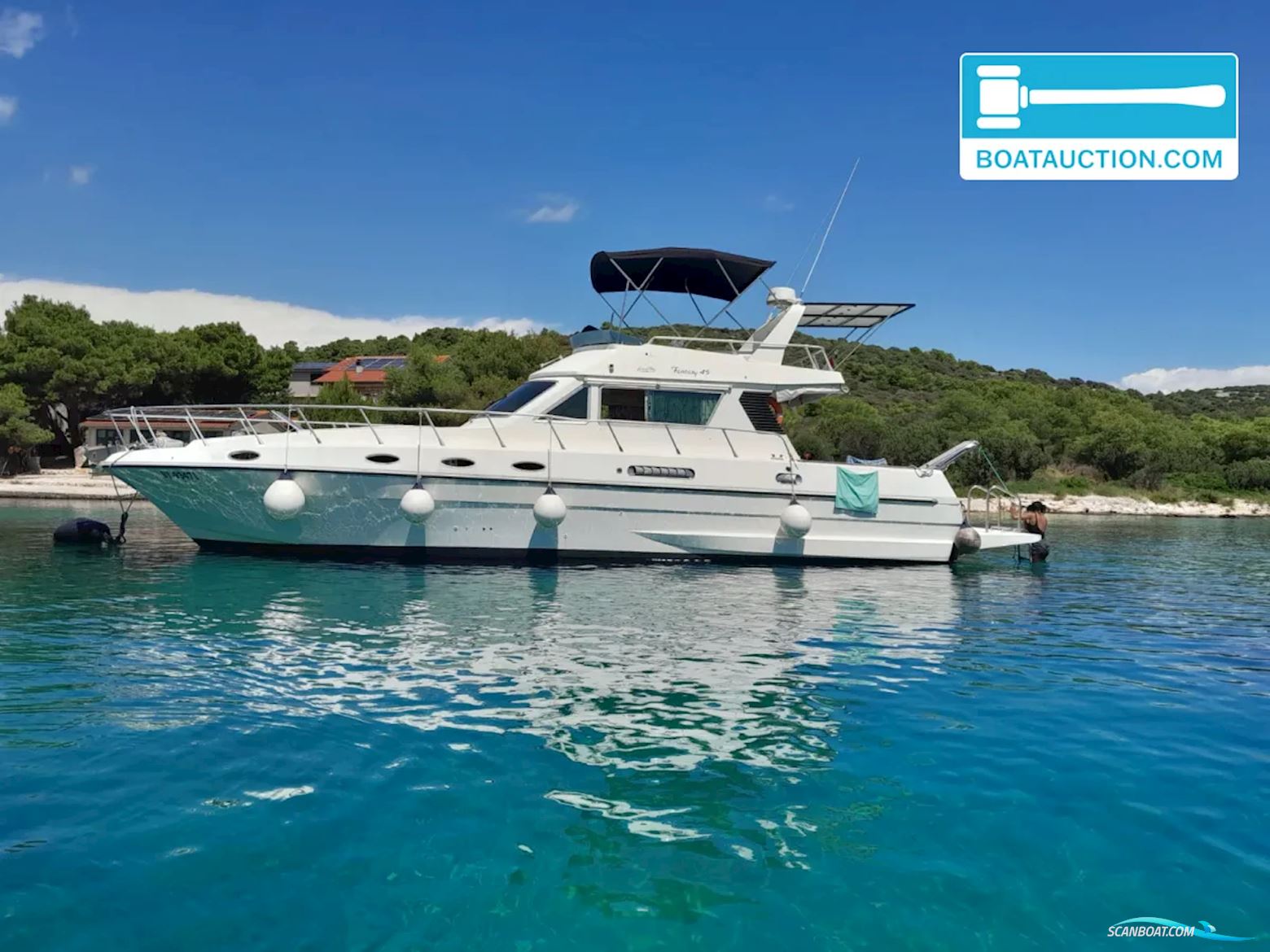 Piantoni 13 Fantasy Motorboat 1985, with Caterpillar engine, Croatia