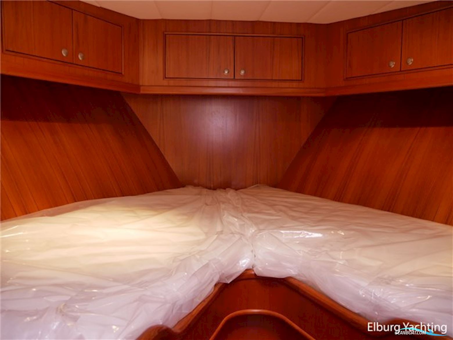 Pieter Beeldsnijder 58 - Open Pilothouse 