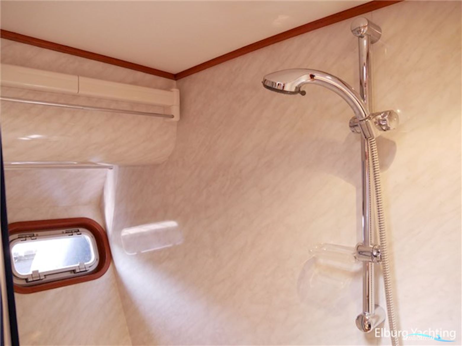 Pieter Beeldsnijder 58 - Open Pilothouse