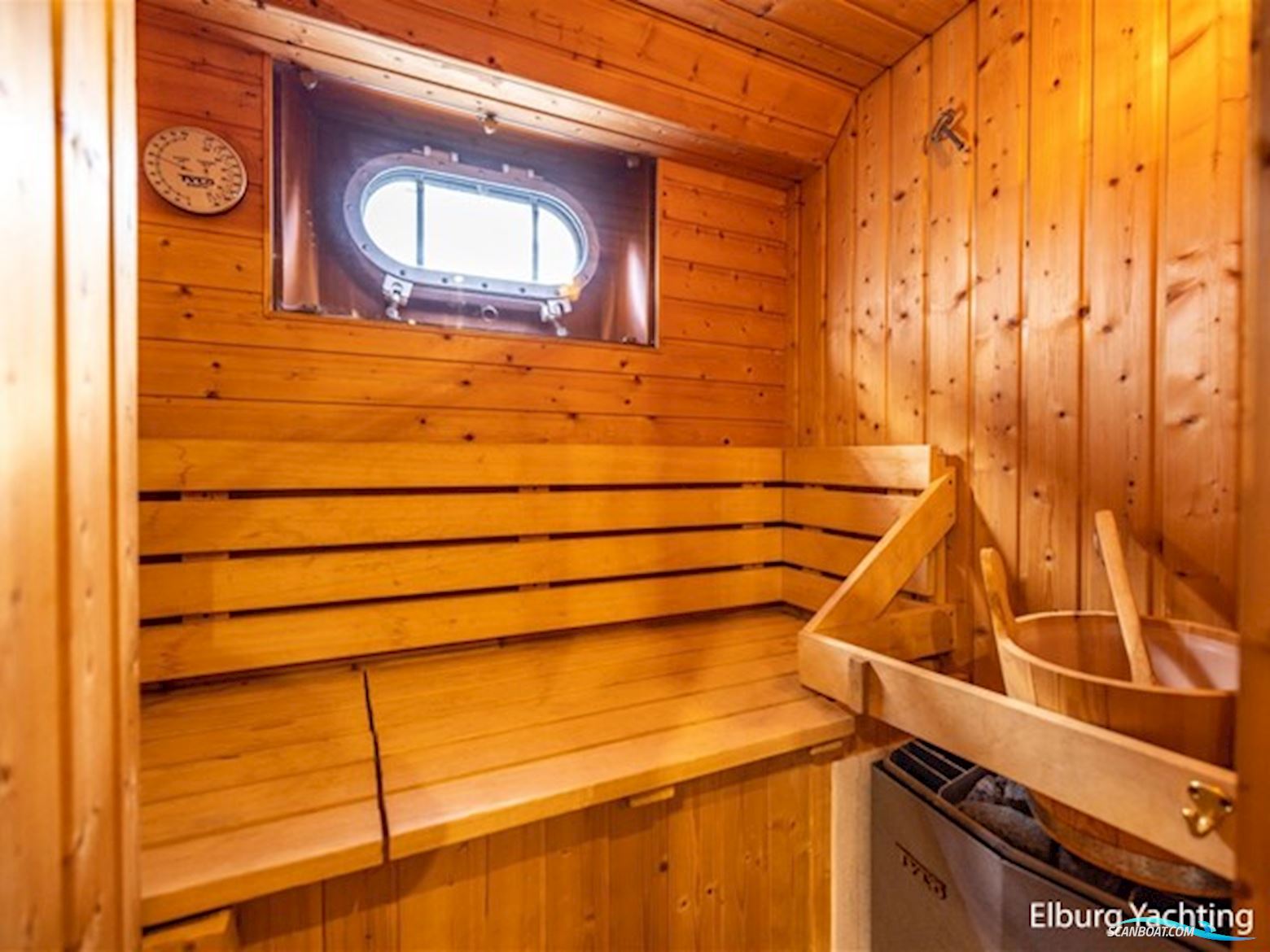 Pieter Beeldsnijder 60 - Explorer Yacht