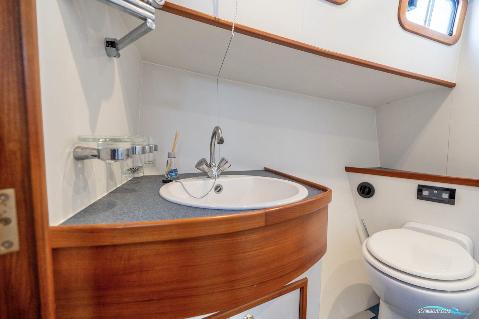 Pieter Beeldsnijder Spiegelkotter 15.00 VS