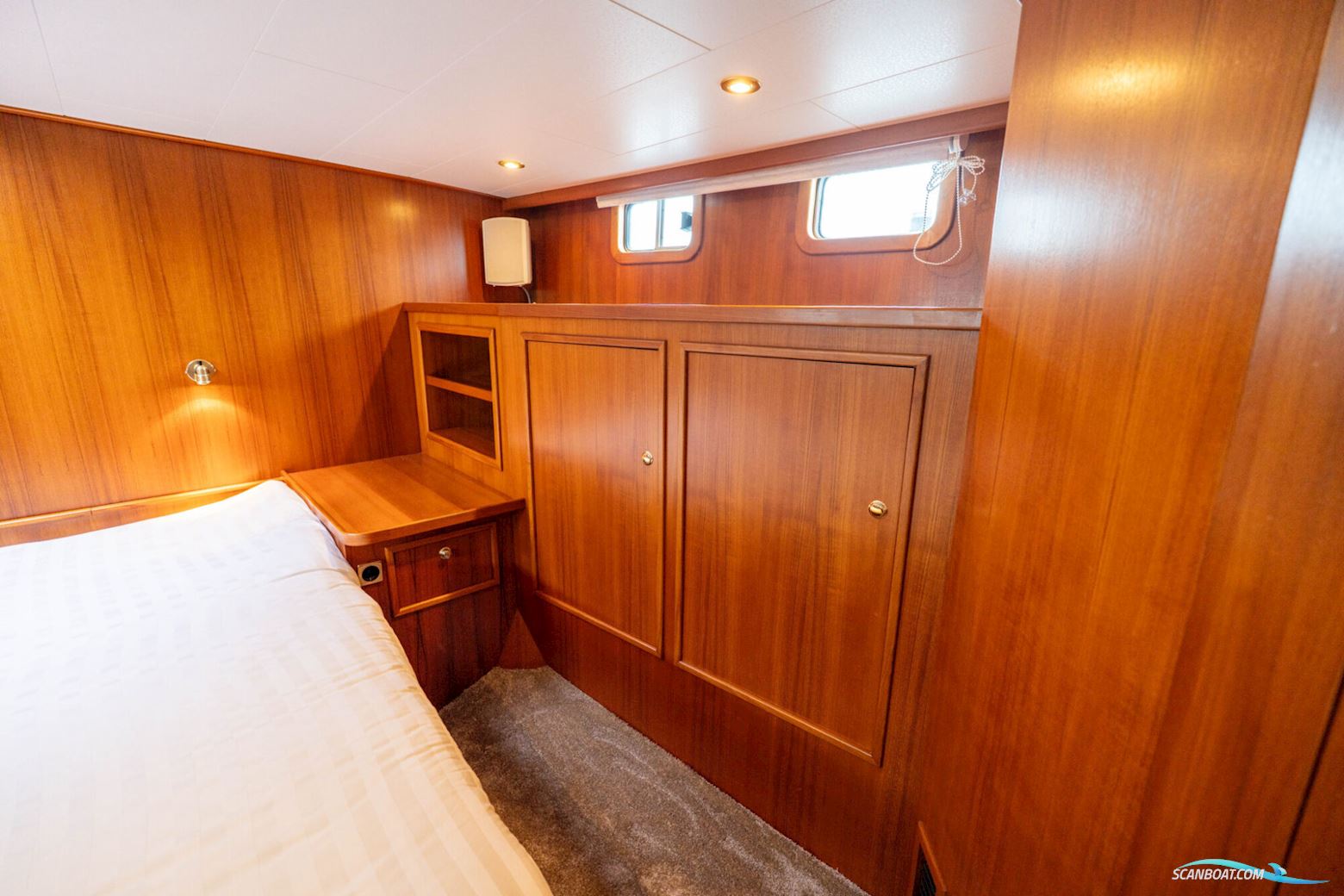 Pieter Beeldsnijder Spiegelkotter 15.00 VS