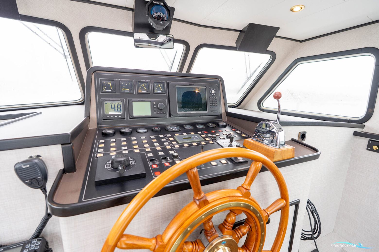 Pieter Beeldsnijder Spiegelkotter 15.00 VS