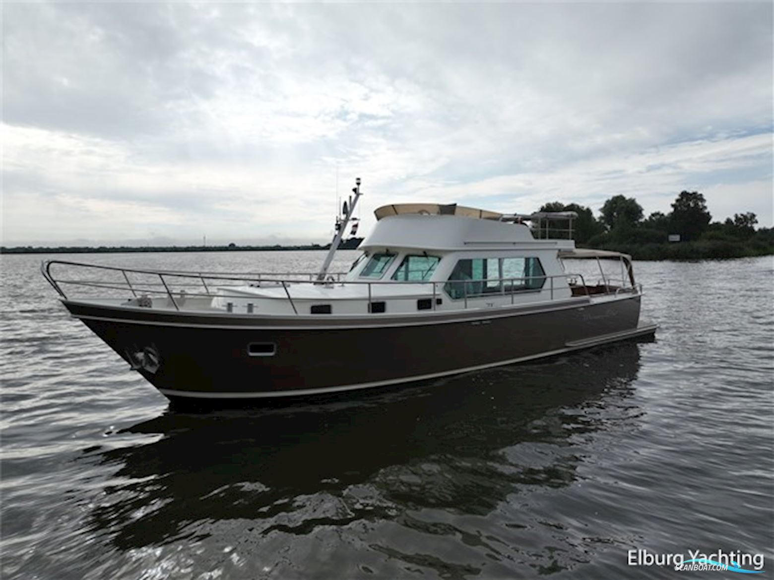 Pikmeerkruiser 12.50 Exclusive Flybridge