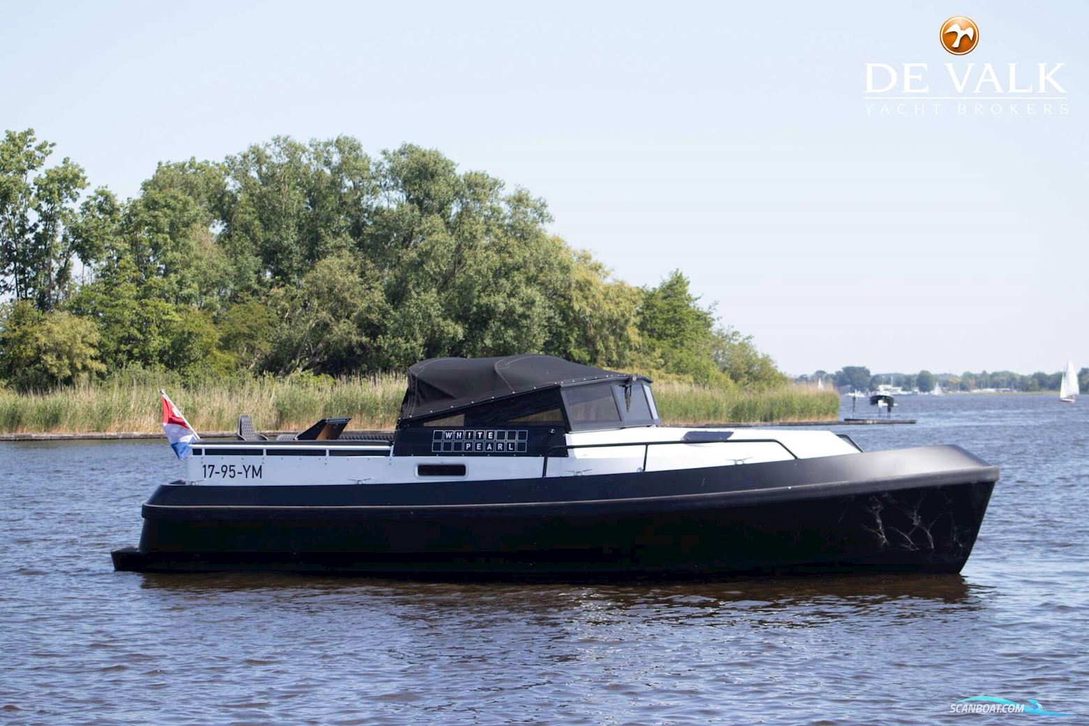 PLV Custom Build Motorboat 2007, with Yamaha engine, The Netherlands