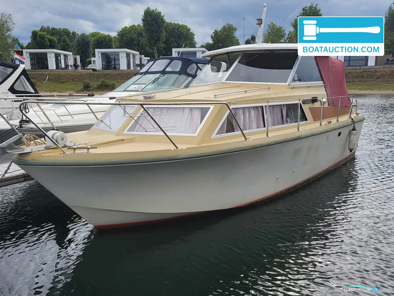 POLARIS Manta HT Motorboat 1977, with Peugeot engine, The Netherlands