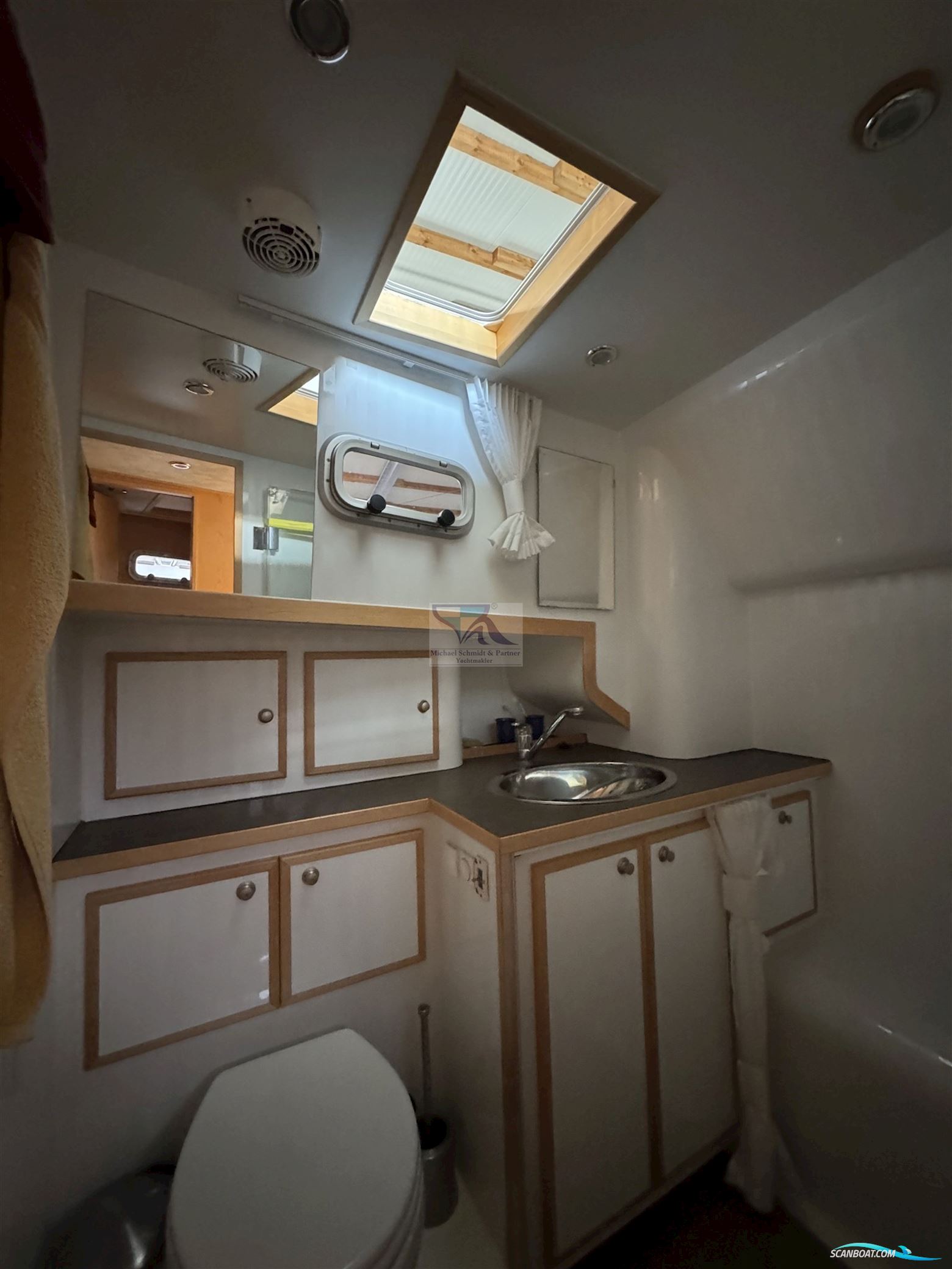 POLLARD Stavast Trawler 1200