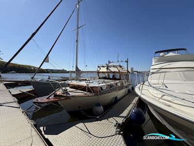 Polyboats Polyflash Motorboat 1963, with Daimler Benz OM 617 engine, Germany