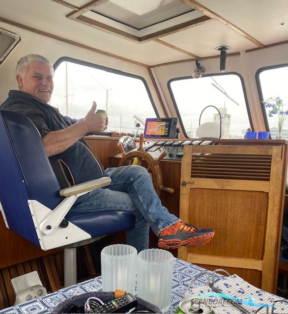 Poseidon 32