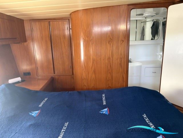 President 395 - Flybridge