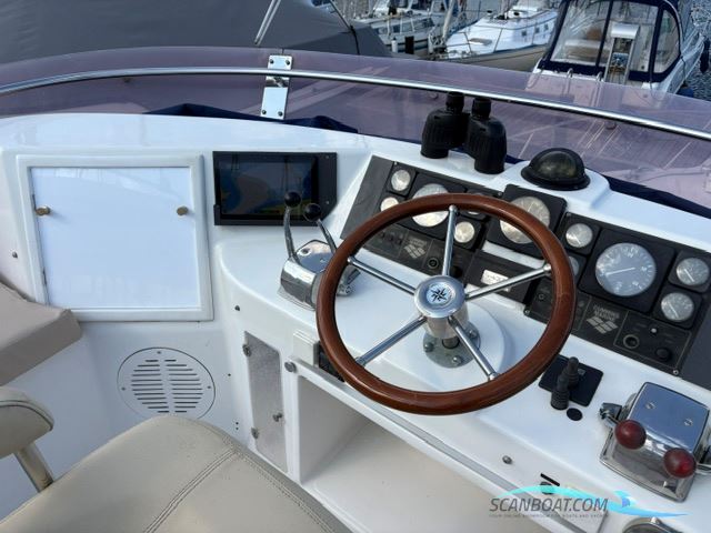 President 395 - Flybridge