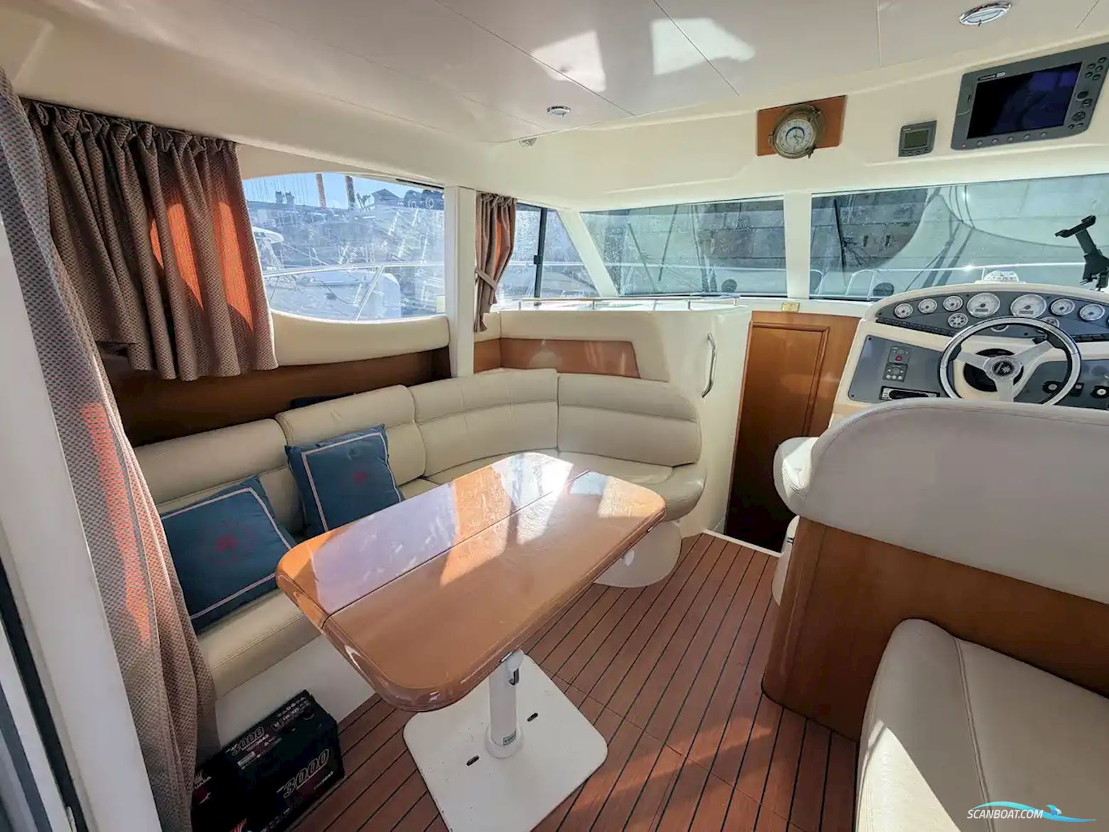 Prestige 32