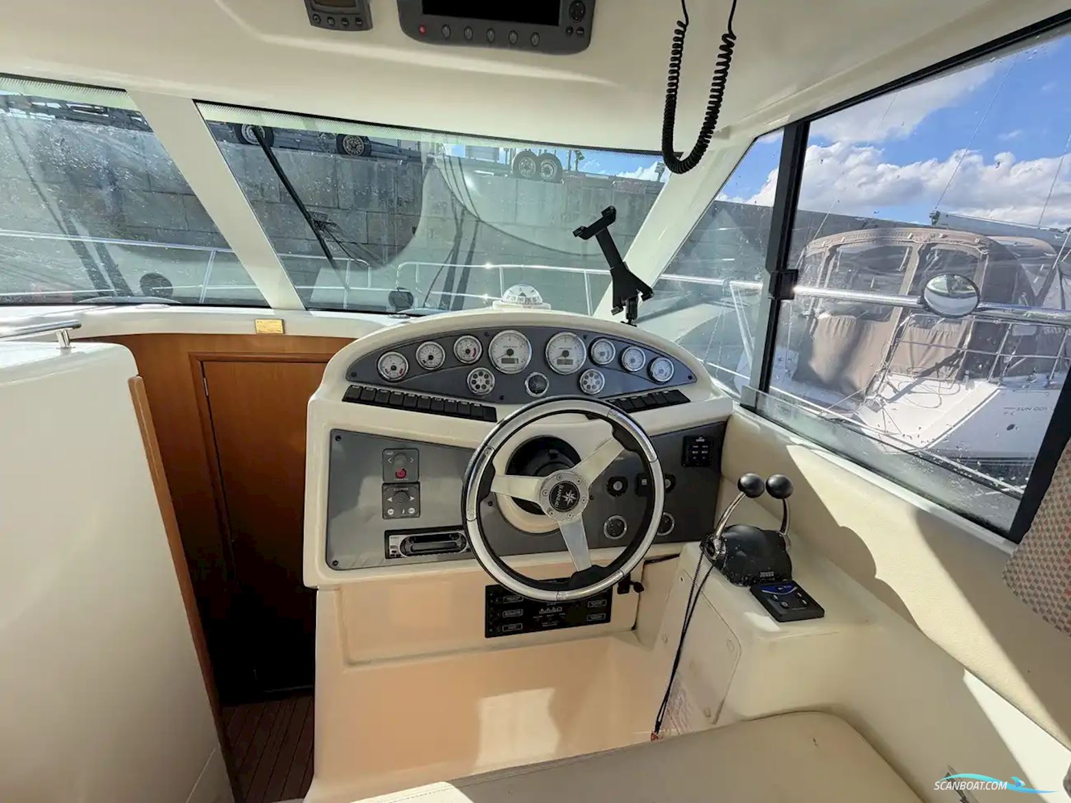 Prestige 32