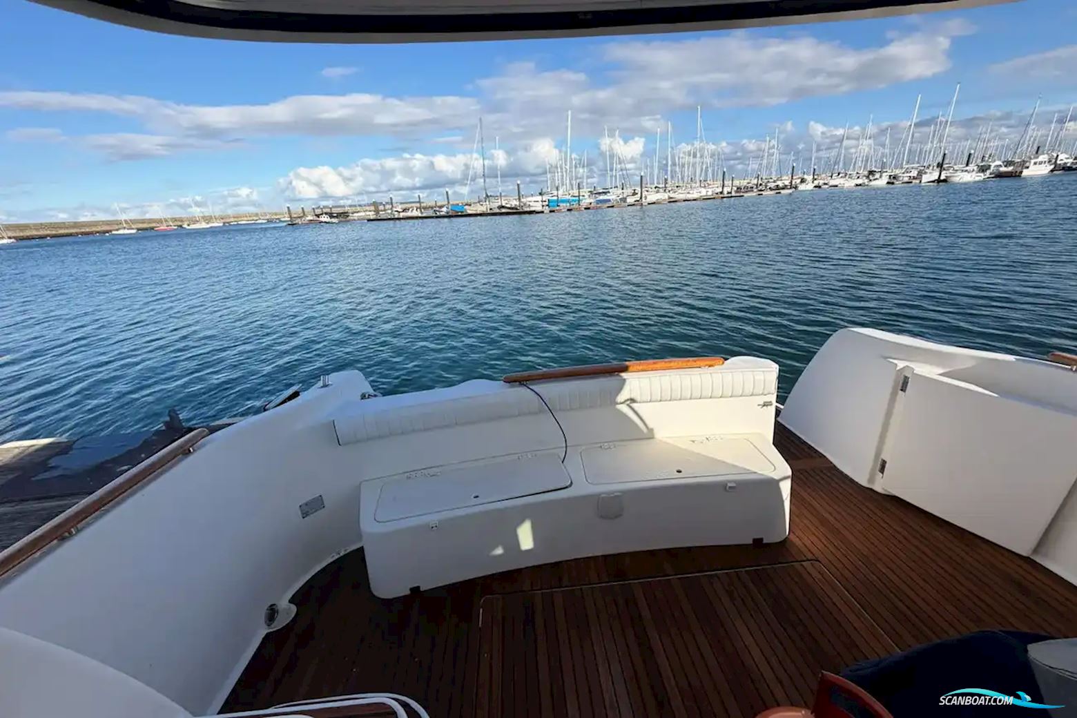 Prestige 32