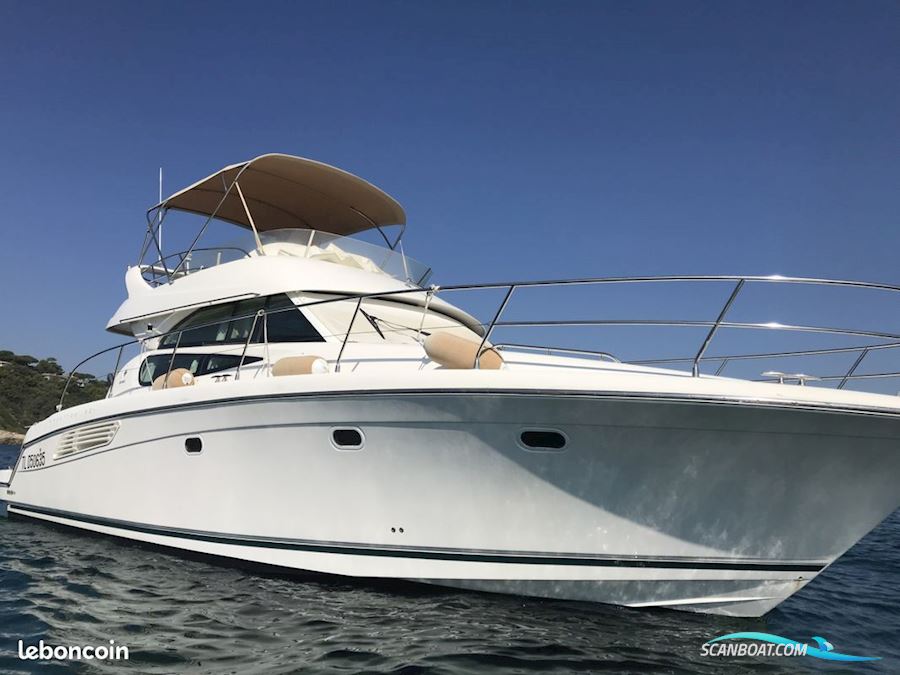 Prestige 42 Fly Motorboat 2007, with Cummins engine, France